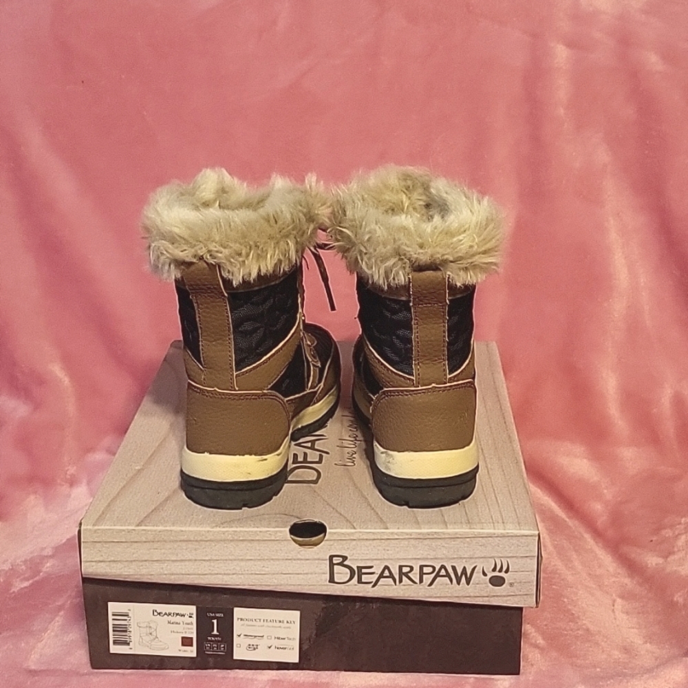 Bearpaw Youth (1) Marina Hickory Boots - Picture 3 of 4